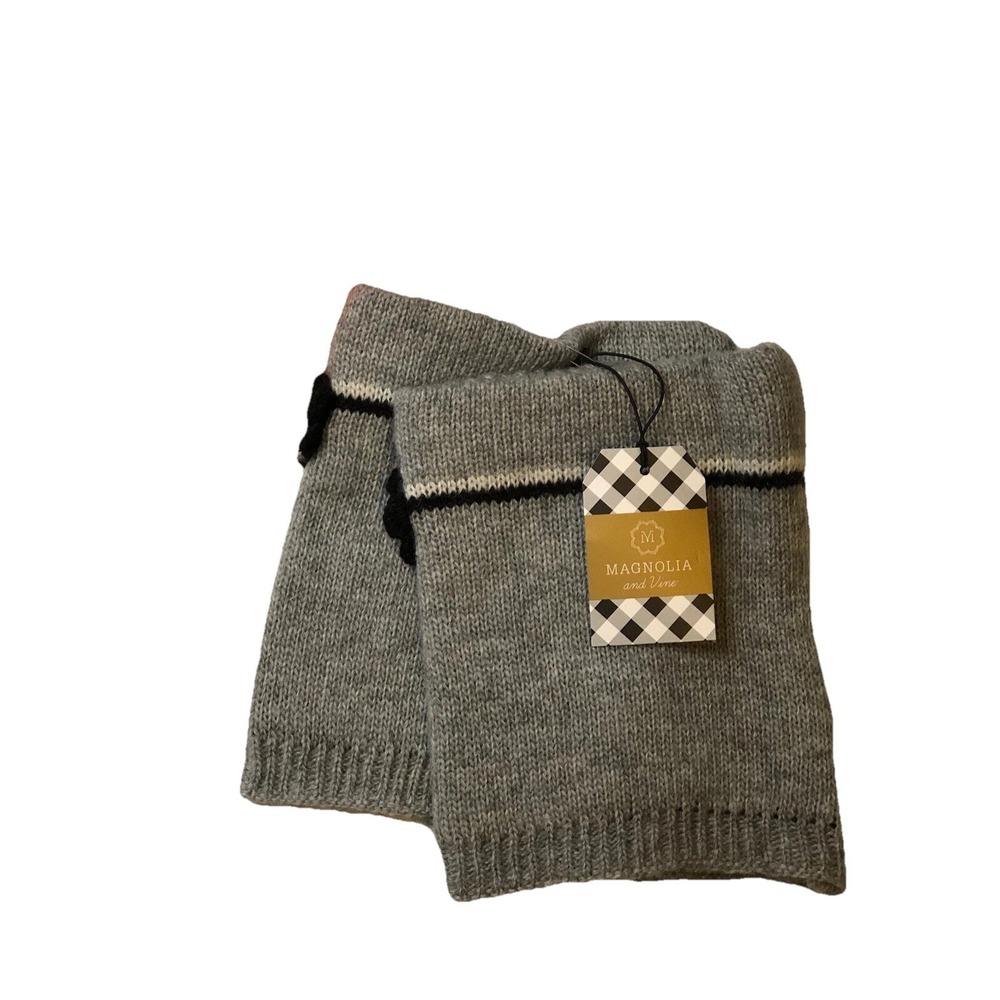Magnolia and Vine - NEW - Boot cuffs  - Gray, black & white -